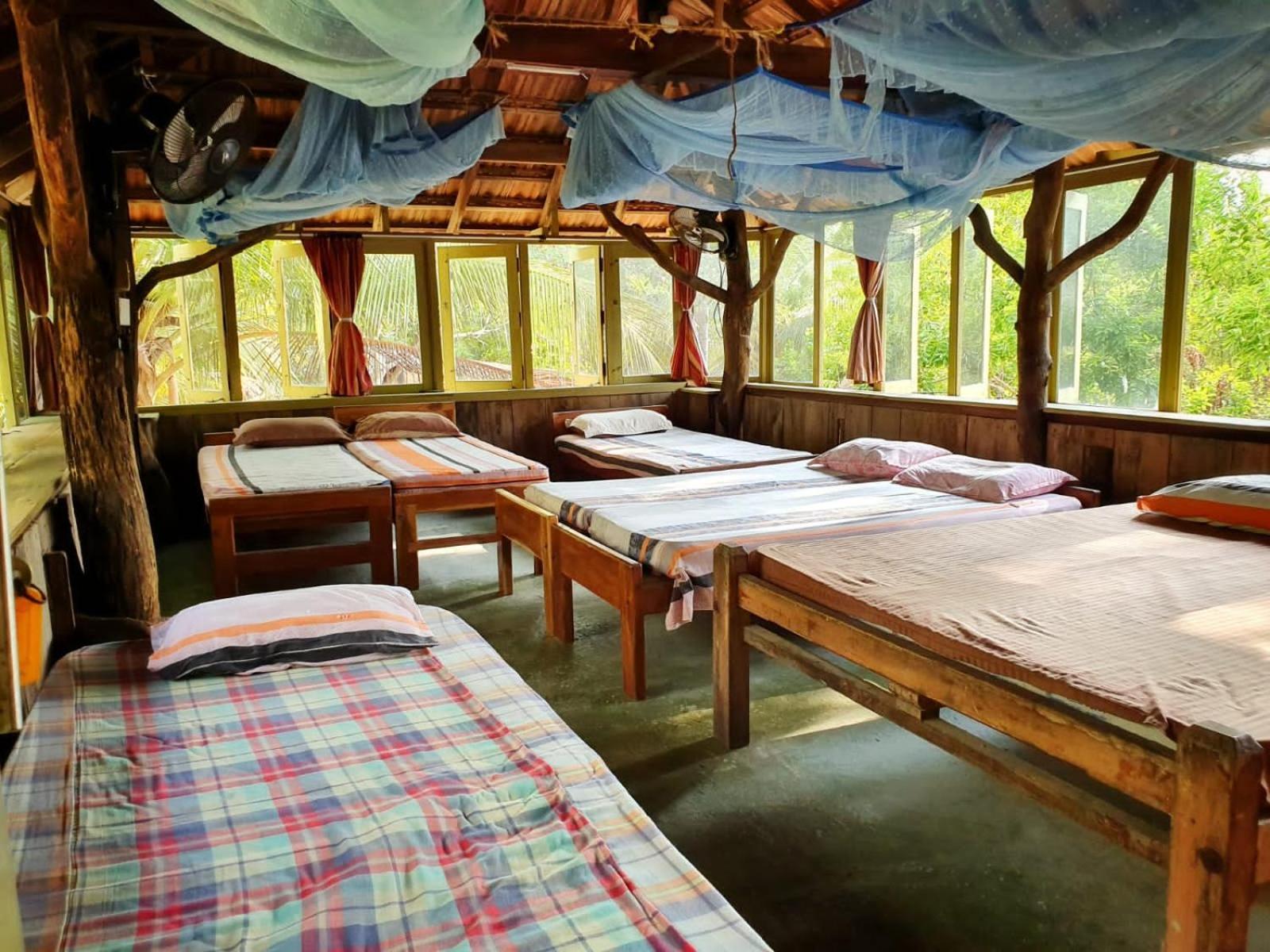 Light House Beach Hut Komari Экстерьер фото