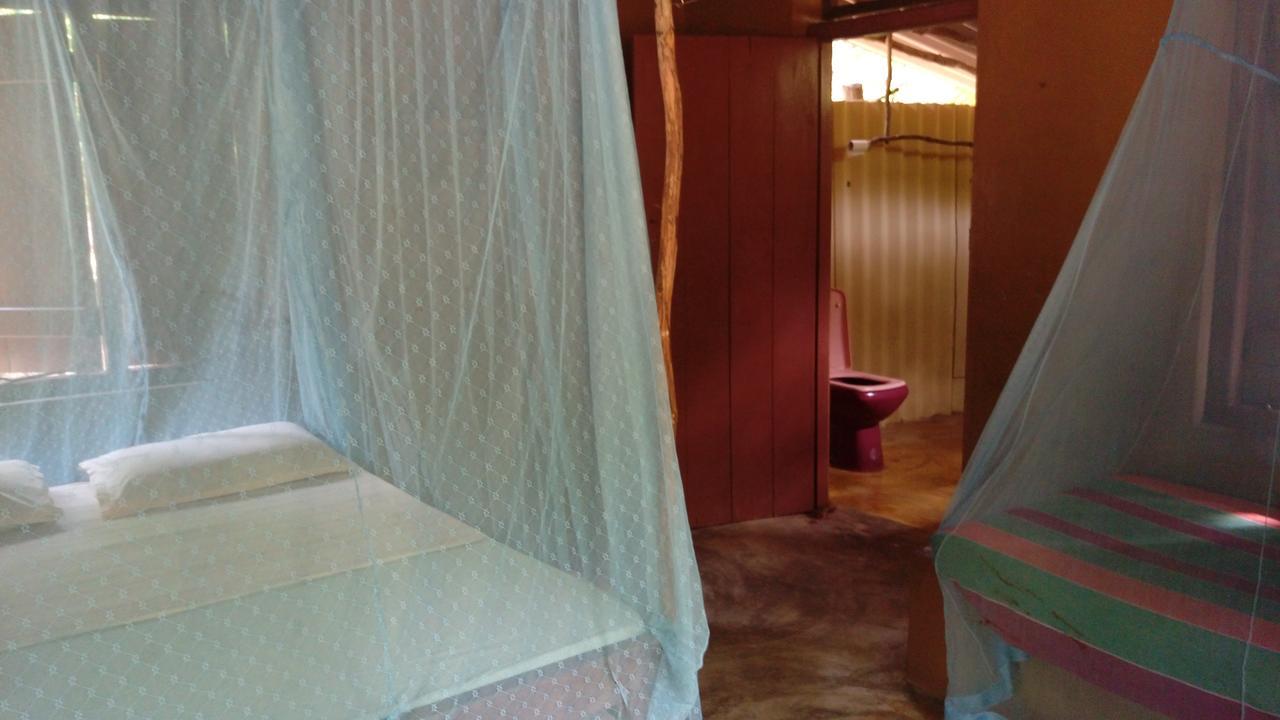 Light House Beach Hut Komari Экстерьер фото